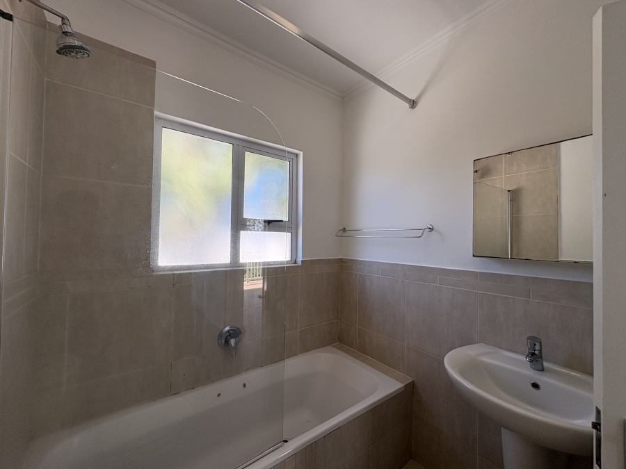 To Let 2 Bedroom Property for Rent in Manor Estates KwaZulu-Natal