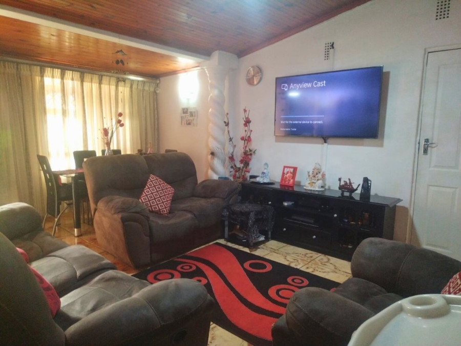 3 Bedroom Property for Sale in Bombay Heights KwaZulu-Natal