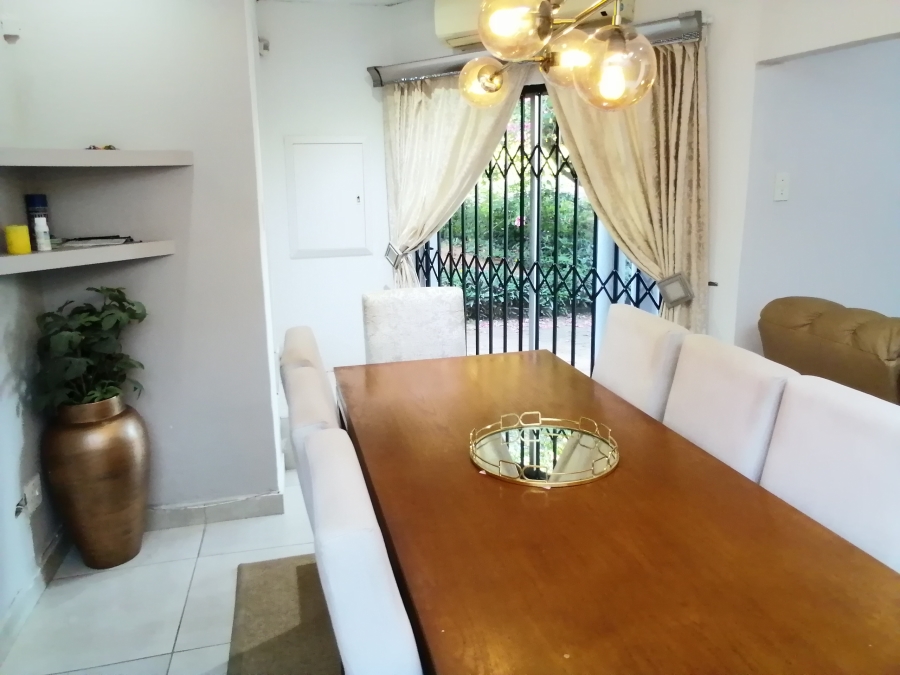 4 Bedroom Property for Sale in La Mercy KwaZulu-Natal