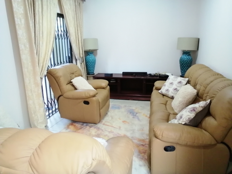 4 Bedroom Property for Sale in La Mercy KwaZulu-Natal