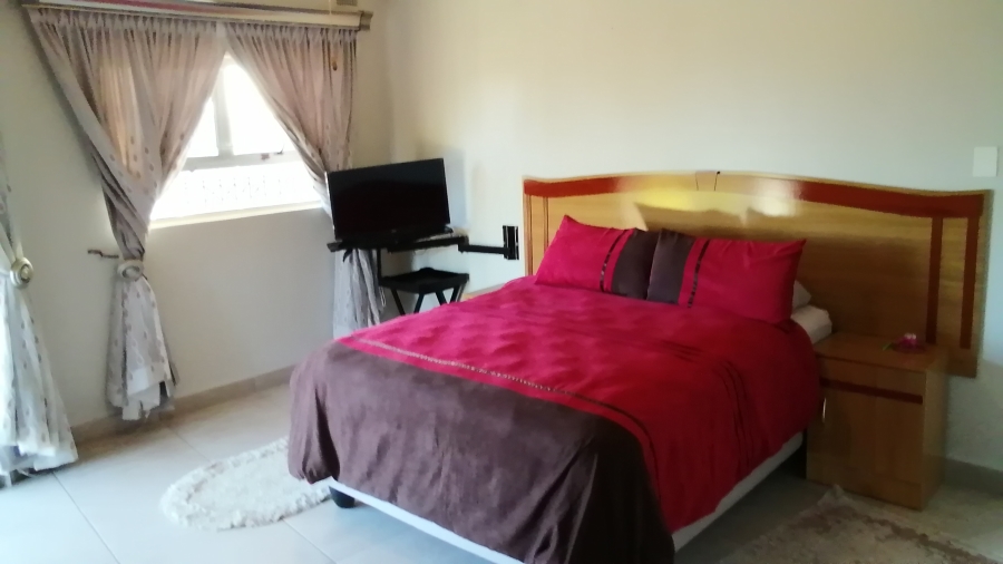 4 Bedroom Property for Sale in La Mercy KwaZulu-Natal
