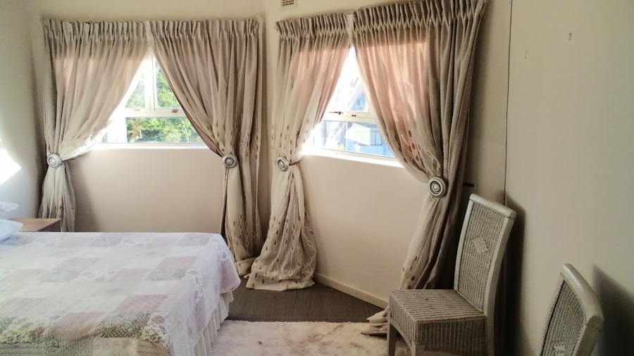 4 Bedroom Property for Sale in La Mercy KwaZulu-Natal