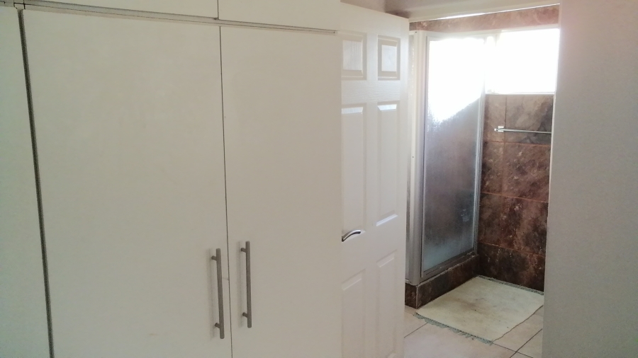 4 Bedroom Property for Sale in La Mercy KwaZulu-Natal