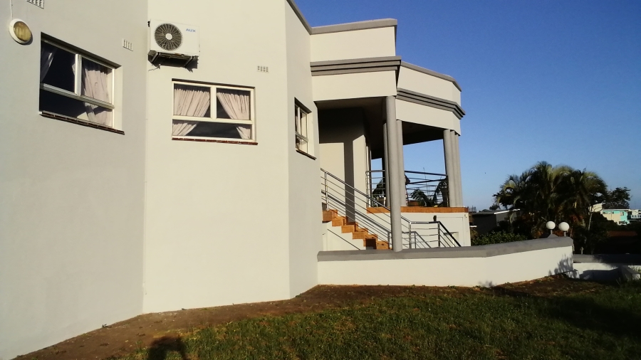 4 Bedroom Property for Sale in La Mercy KwaZulu-Natal