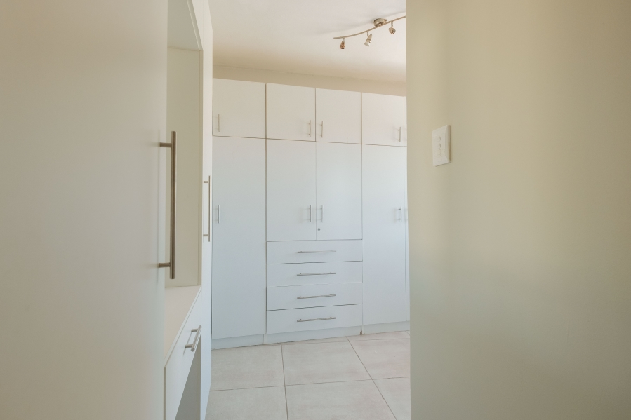 4 Bedroom Property for Sale in La Mercy KwaZulu-Natal