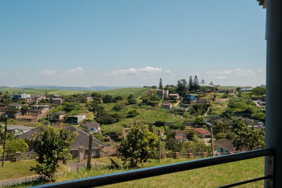 4 Bedroom Property for Sale in La Mercy KwaZulu-Natal