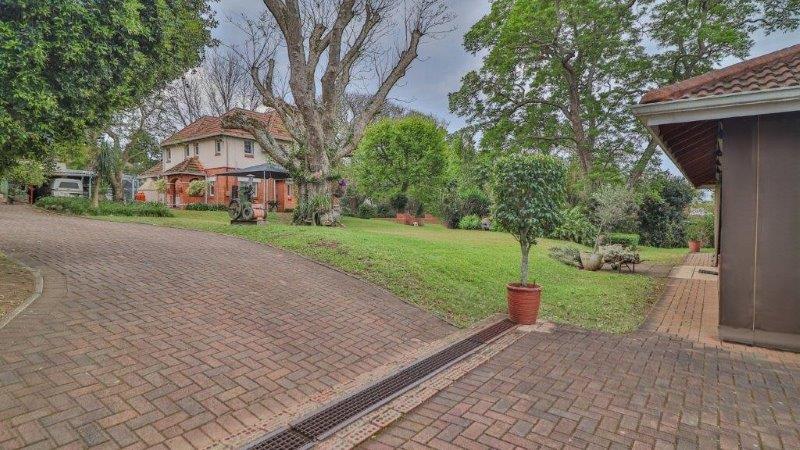 8 Bedroom Property for Sale in Scottsville KwaZulu-Natal