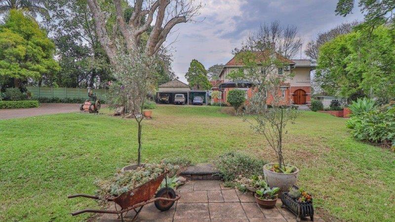 8 Bedroom Property for Sale in Scottsville KwaZulu-Natal