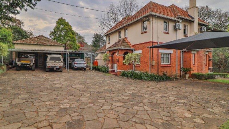 8 Bedroom Property for Sale in Scottsville KwaZulu-Natal