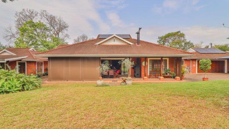 8 Bedroom Property for Sale in Scottsville KwaZulu-Natal