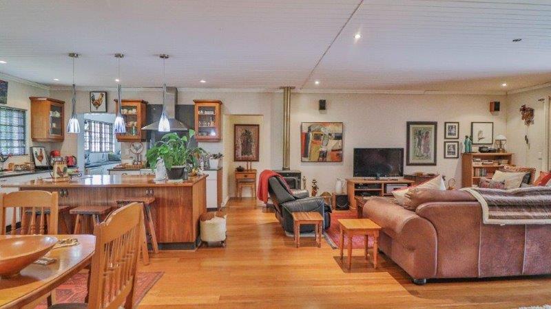 8 Bedroom Property for Sale in Scottsville KwaZulu-Natal