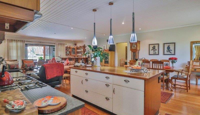 8 Bedroom Property for Sale in Scottsville KwaZulu-Natal