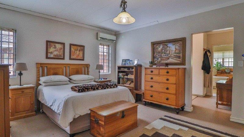 8 Bedroom Property for Sale in Scottsville KwaZulu-Natal