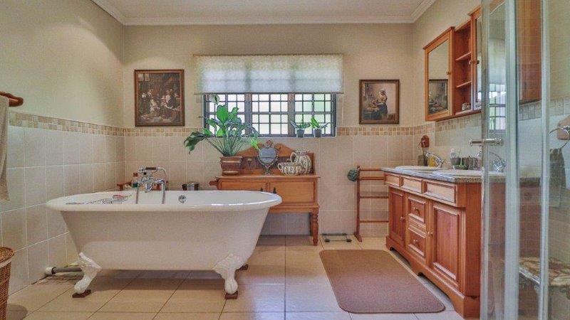 8 Bedroom Property for Sale in Scottsville KwaZulu-Natal