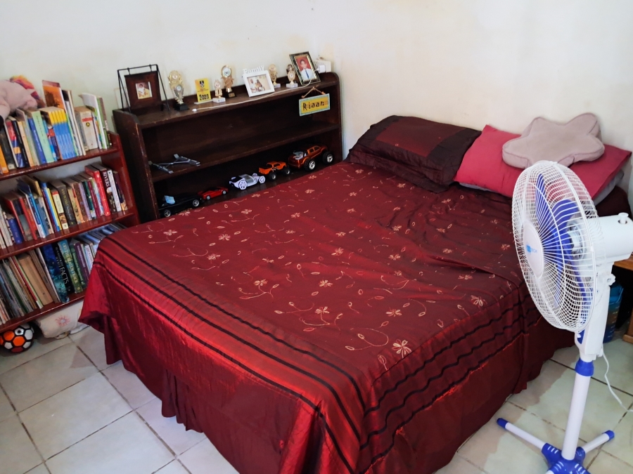 2 Bedroom Property for Sale in Raisethorpe KwaZulu-Natal