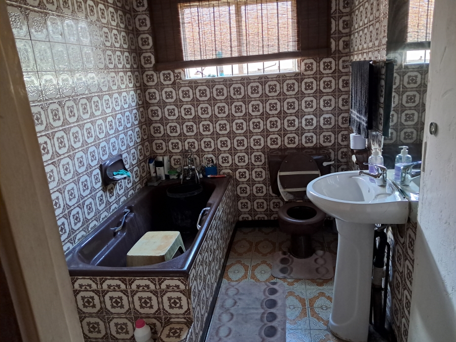 2 Bedroom Property for Sale in Raisethorpe KwaZulu-Natal