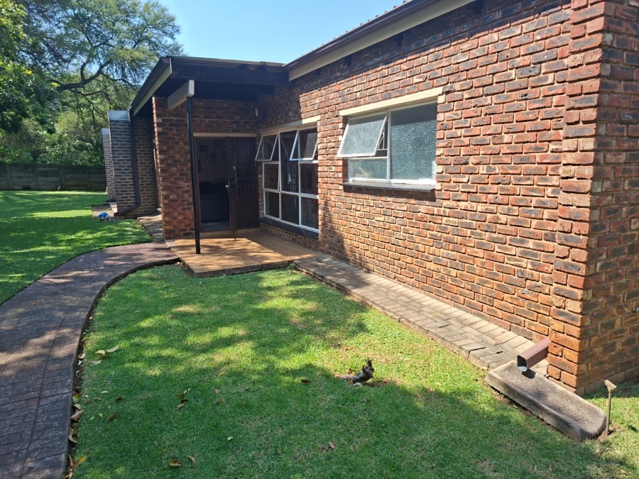4 Bedroom Property for Sale in Schuinshoogte KwaZulu-Natal