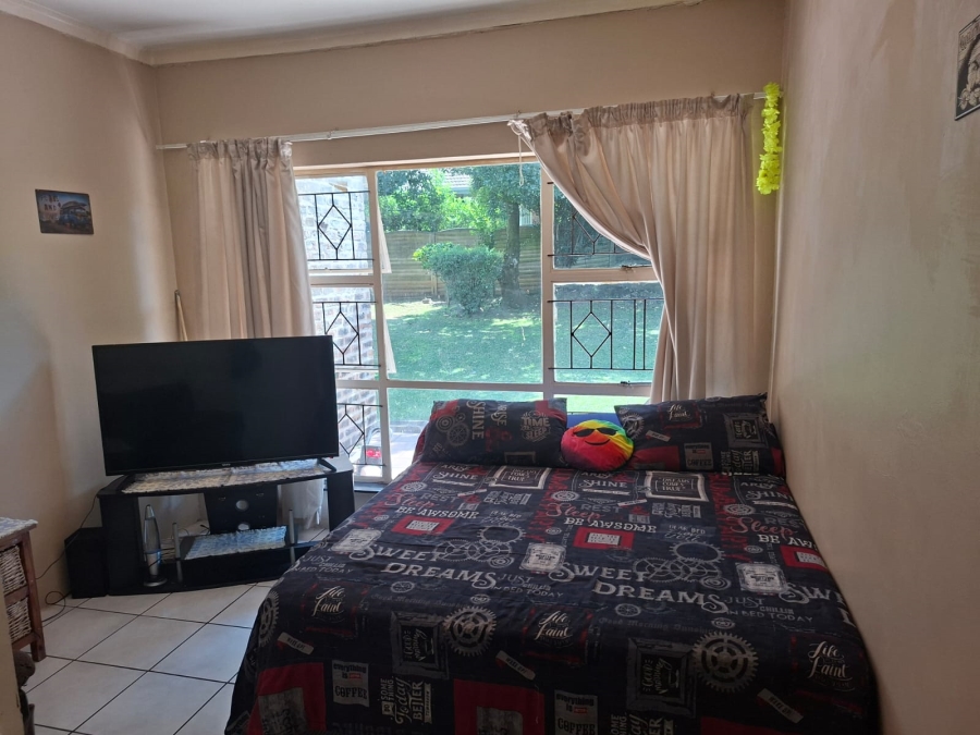 4 Bedroom Property for Sale in Schuinshoogte KwaZulu-Natal
