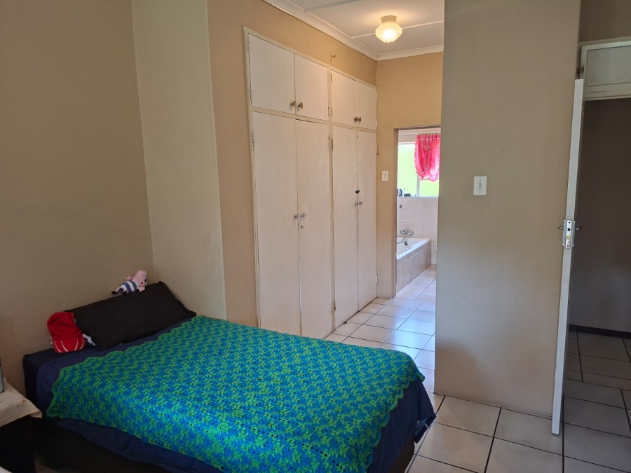 4 Bedroom Property for Sale in Schuinshoogte KwaZulu-Natal