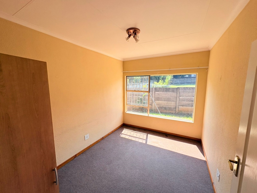 3 Bedroom Property for Sale in Aviary Hill KwaZulu-Natal