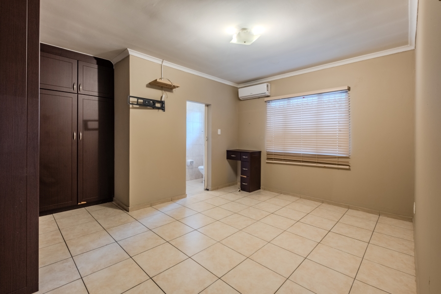 3 Bedroom Property for Sale in Broadlands KwaZulu-Natal