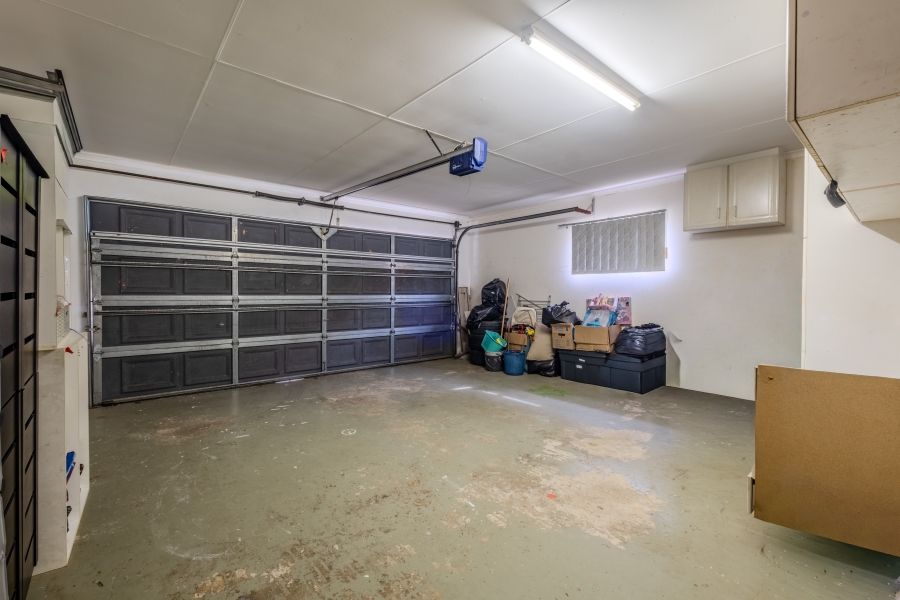 3 Bedroom Property for Sale in Broadlands KwaZulu-Natal