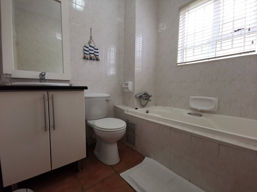 To Let 3 Bedroom Property for Rent in Thompsons Bay KwaZulu-Natal