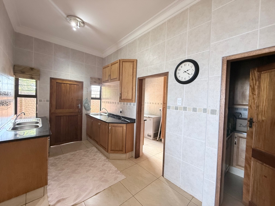 6 Bedroom Property for Sale in Mtunzini KwaZulu-Natal