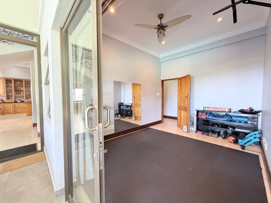 6 Bedroom Property for Sale in Mtunzini KwaZulu-Natal