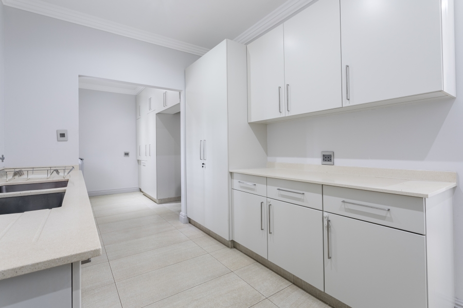 6 Bedroom Property for Sale in Ballito Central KwaZulu-Natal