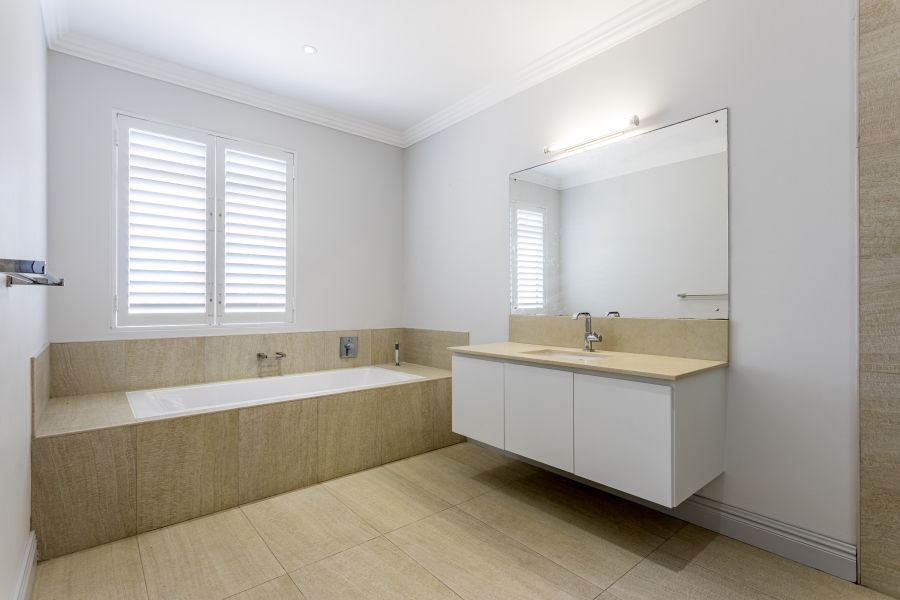 6 Bedroom Property for Sale in Ballito Central KwaZulu-Natal