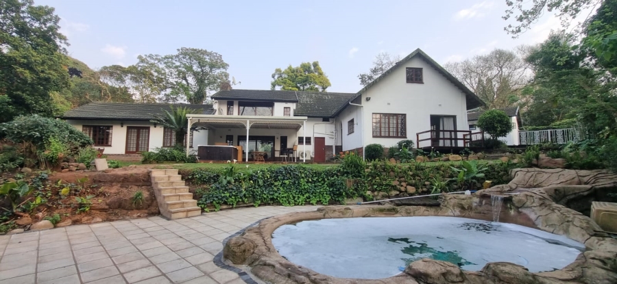 5 Bedroom Property for Sale in Assagay KwaZulu-Natal