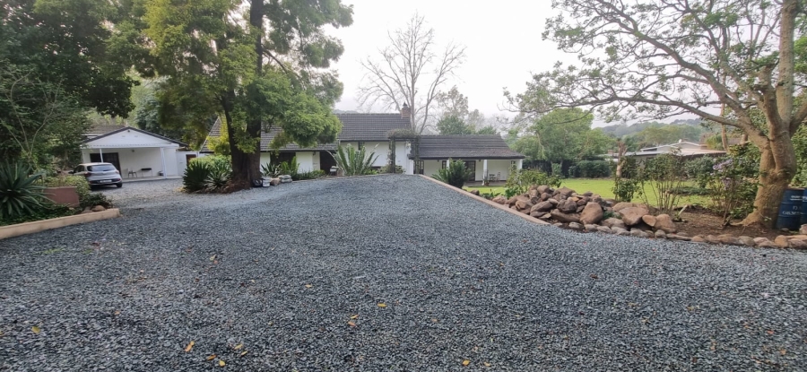 5 Bedroom Property for Sale in Assagay KwaZulu-Natal