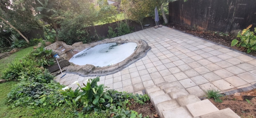 5 Bedroom Property for Sale in Assagay KwaZulu-Natal