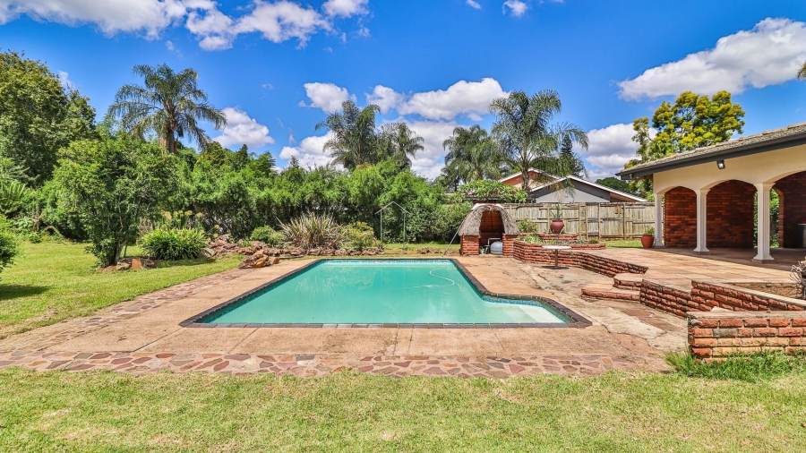 8 Bedroom Property for Sale in Chasedene KwaZulu-Natal