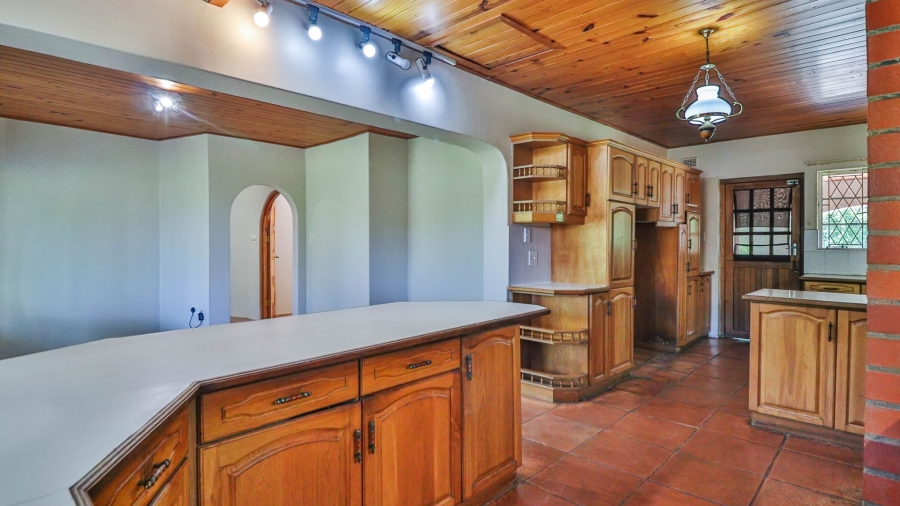 8 Bedroom Property for Sale in Chasedene KwaZulu-Natal