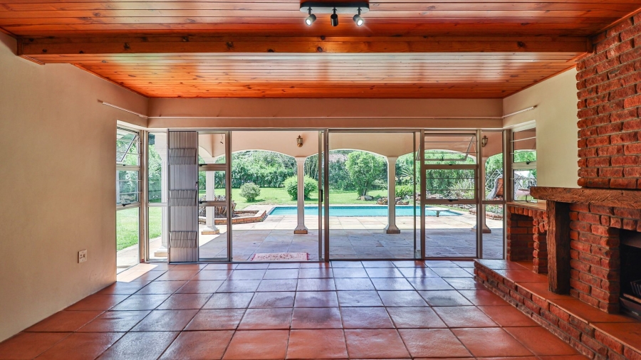 8 Bedroom Property for Sale in Chasedene KwaZulu-Natal