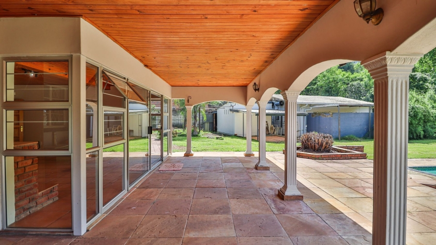 8 Bedroom Property for Sale in Chasedene KwaZulu-Natal