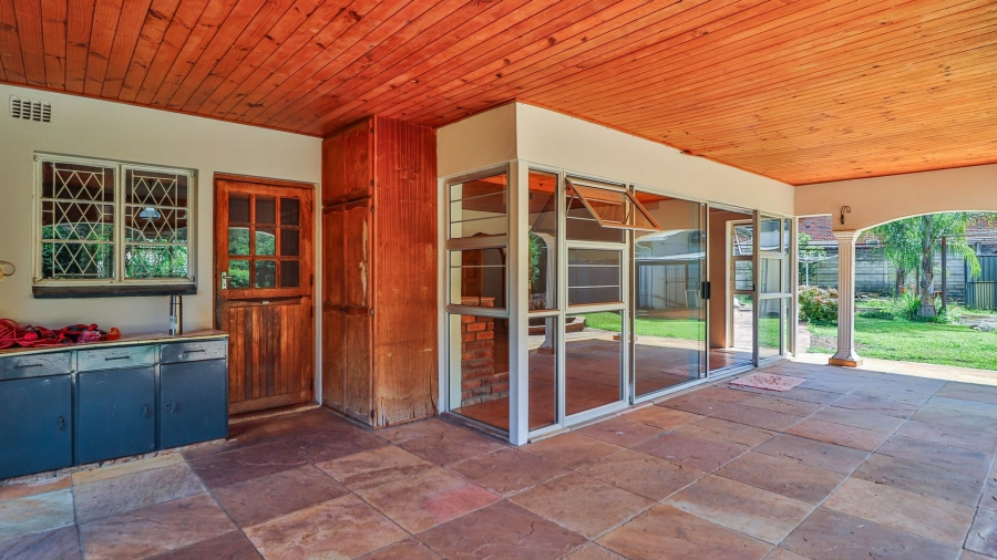 8 Bedroom Property for Sale in Chasedene KwaZulu-Natal