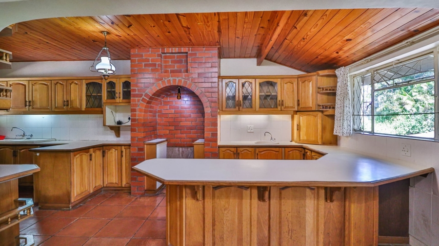 8 Bedroom Property for Sale in Chasedene KwaZulu-Natal