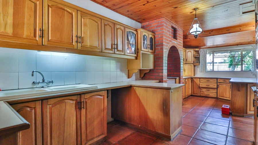 8 Bedroom Property for Sale in Chasedene KwaZulu-Natal