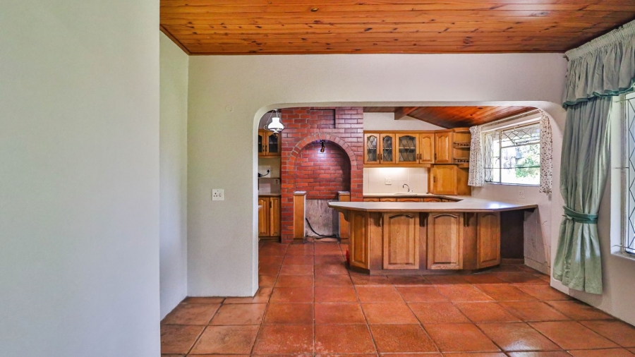 8 Bedroom Property for Sale in Chasedene KwaZulu-Natal