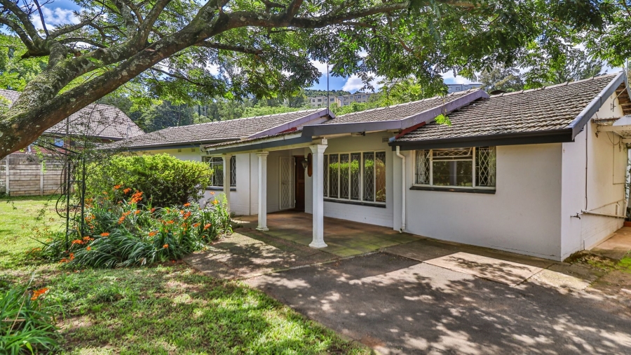 8 Bedroom Property for Sale in Chasedene KwaZulu-Natal