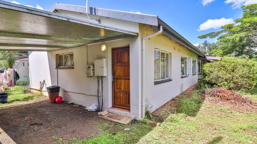 8 Bedroom Property for Sale in Chasedene KwaZulu-Natal