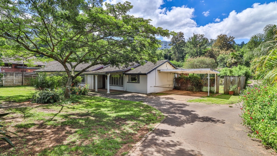 8 Bedroom Property for Sale in Chasedene KwaZulu-Natal