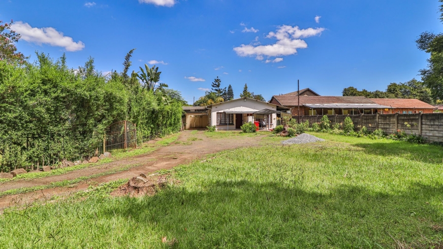 8 Bedroom Property for Sale in Chasedene KwaZulu-Natal