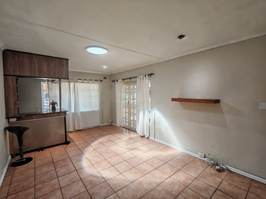 4 Bedroom Property for Sale in Westville Central KwaZulu-Natal