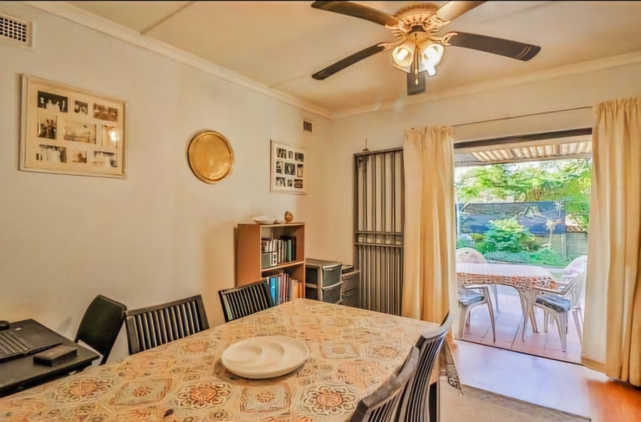 To Let 1 Bedroom Property for Rent in Manors KwaZulu-Natal