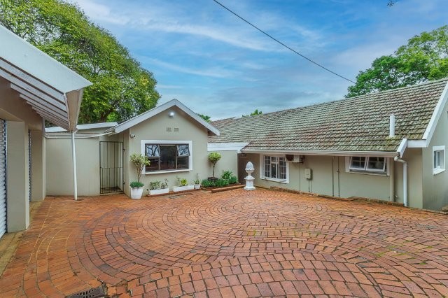 5 Bedroom Property for Sale in Dawncliffe KwaZulu-Natal