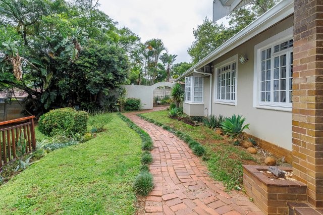 5 Bedroom Property for Sale in Dawncliffe KwaZulu-Natal